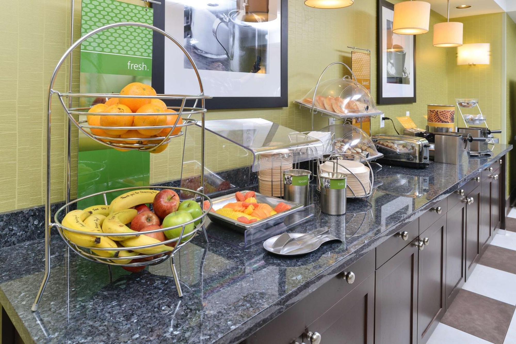 Hampton Inn Iowa City/University Area Ngoại thất bức ảnh
